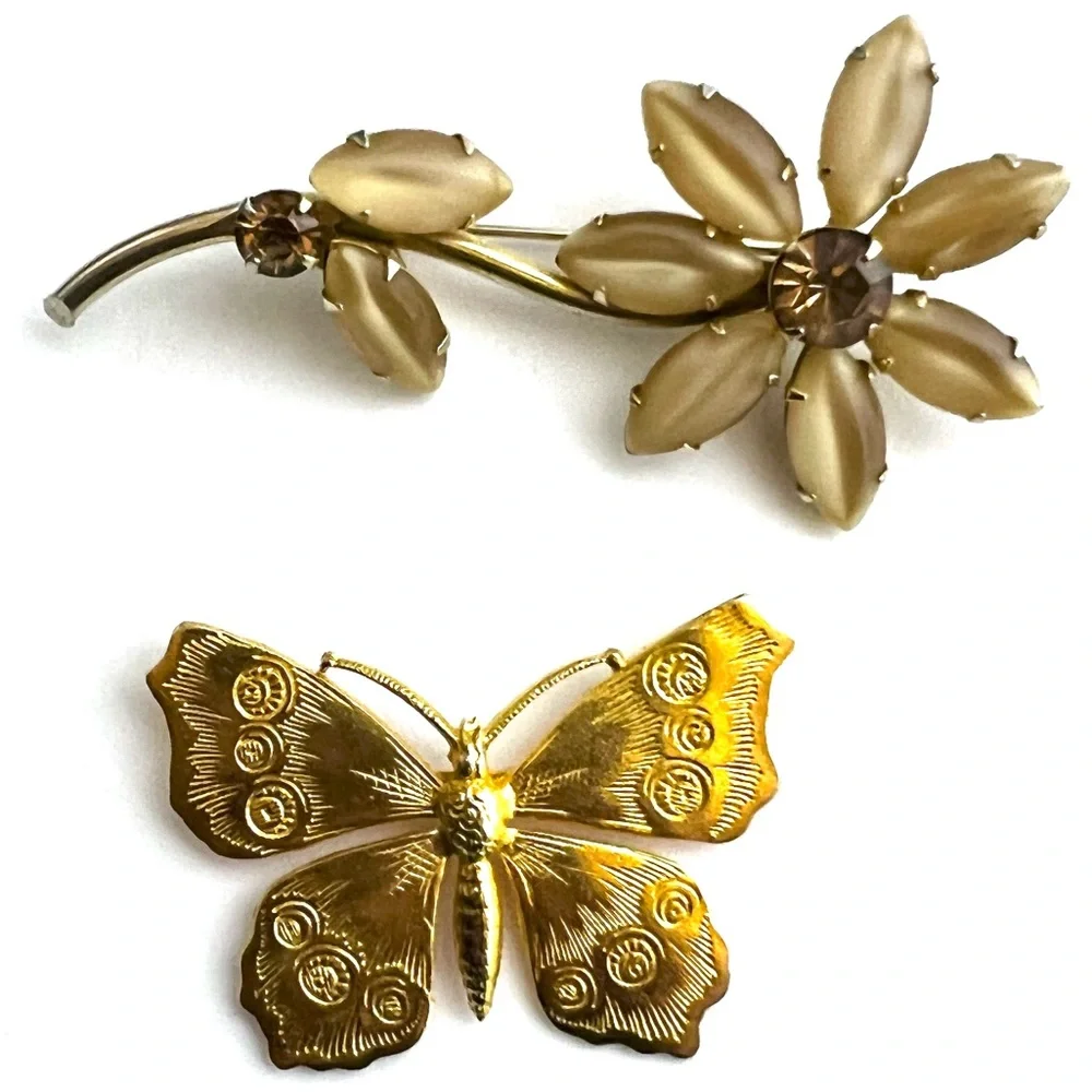 Vintage two brooch
